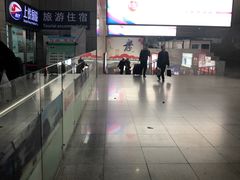 -上海站南广场-停车场