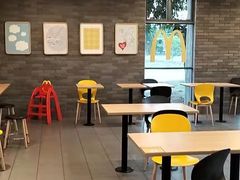 用餐区-麦当劳(石坝服务区店)