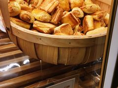 -昆明冠生园·蛋糕·面包(南强街店)