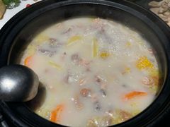 -大匠工房古船木艺术餐厅·猪肚鸡专门店(长白仙岛店)