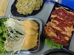 -牛牛牛酸菜煎肉店(望云寺路店)