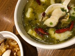 酸菜小鱼-渝是乎川渝小炒(新世界百货望京店)