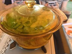 -满格嗦新疆椒麻鸡火锅.炒米粉(川大江安校区店)