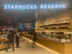 -星巴克臻选(上海合生汇1F店)