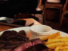 -羽深肉铺 Steak & Wine