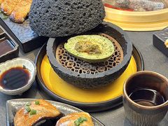 -铭牛烧肉·和牛海鲜自助(高新月牙湖店)