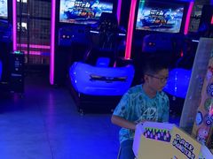 -嗨翻Hi-Fun竞技主题乐园·蹦床亲子生日轰趴(国光1937店)