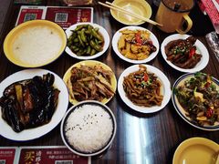 -三镇卤货二公司(汉街店)