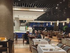 -武汉世茂希尔顿酒店·汇·全日餐厅