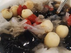 莲子百合龟苓膏-梧州双钱龟苓膏(丽港航母店)