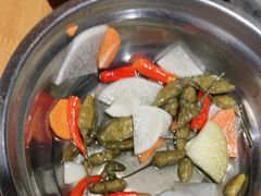 -果松木炭酸菜铜火锅·外婆参鸡汤