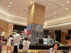 -亚龙湾希尔顿自助餐厅·海鲜·烧烤·沙滩BBQ·现场乐队