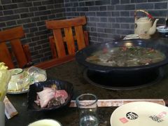 -景明轩•养生酸汤鱼火锅 云贵鲜菌 现舂野果酸汤(王寨小区店)