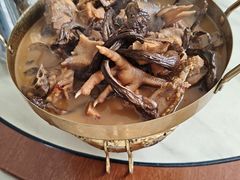 -百里峡七彩艺术小镇