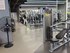 -超鹿运动(五四路恒力城店)