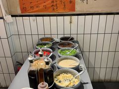 -黔有有贵州酸汤夺夺粉火锅(五味十字店)