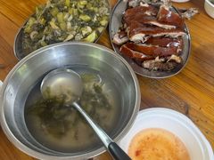 -四更周店烤乳猪