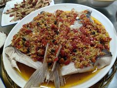 开味鱼头王-神仙钵湘香土菜馆(光华路店)