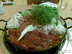 八爪鱼牛肉锅-东吉馆韩式餐厅(八经街总店)