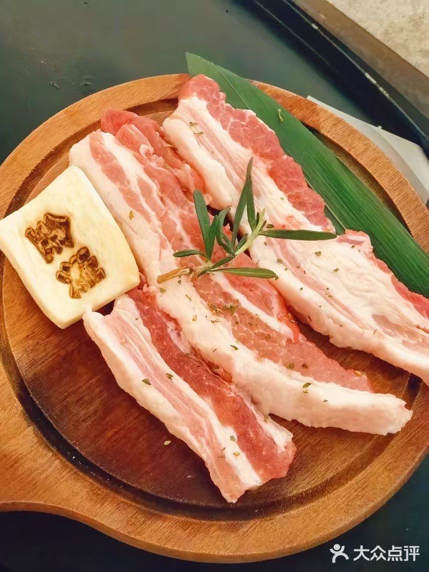 好久没有吃烤肉了,金炭烤肉在厦门世界购物中心3楼