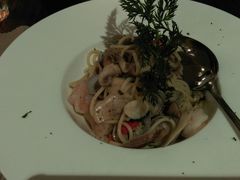 -MOMENT湖景餐厅(解放路店)