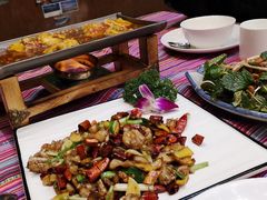 -香巴拉云南餐厅(华莱坞店)