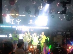 -胡桃里乐队酒馆