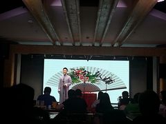 -嘻哈包袱铺(交道口店)