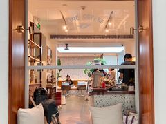 -Line 咖啡(石厦花园店)