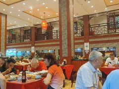 -侬佳蒸菜馆(听潮店)