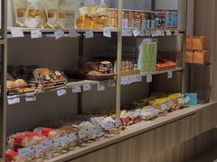 -顶东面包花园·生日蛋糕(世博店)