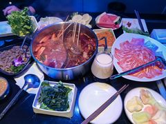 -唯爱KTV聚会餐厅(仙林东城汇店)