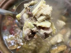 -威邵鸡煲(西华路总店)