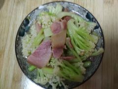 -爱的果实月嫂育婴师(世纪东方店)