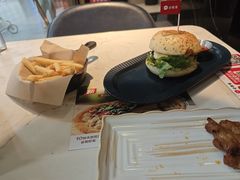 -必胜客(新辰里酒仙桥店)