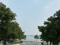 -英德宝晶宫天鹅湖茶语温泉