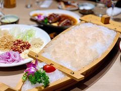 顺德鱼生-日进一片海.生腌海鲜火锅.宵夜烧烤(三里屯总店)