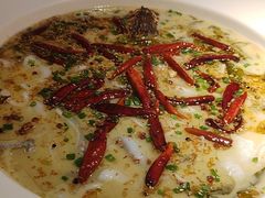 -江渔儿酸菜鱼(映月湖环宇城店)