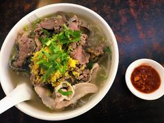 -潮镇老尾牛杂(环城西路店)
