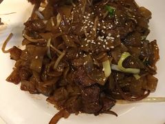 -新大咀港式茶餐厅(宝山万达店)