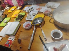 -养牛邓·潮汕牛肉海鲜自助火锅(广州店)