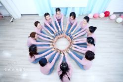 -亚太瑜伽普拉提学院