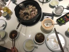 -东椰·海南椰子鸡火锅(朝阳门店)