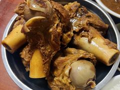 -王记酱骨头馆(新华路一店)