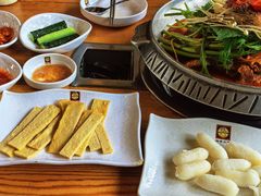 鱼饼-喇喇排骨火锅·传统韩式脊骨汤(望京西园总店)