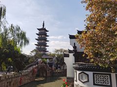 -汇龙潭