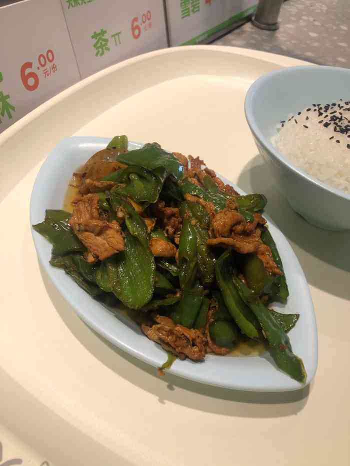 大米先生(盛邦国际店)-"午市的时候生意超级好.这边的菜品种类还是.