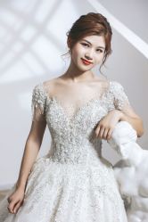 -予白婚纱礼服馆