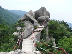-罗田薄刀峰风景区