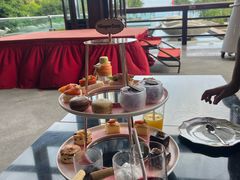 -亚龙湾喜来登·美景台大堂吧